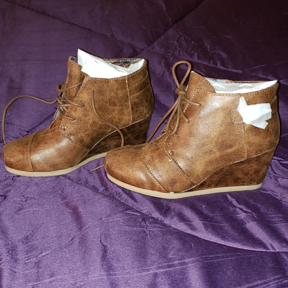 Lace up wedges